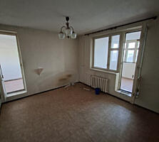 Продается 3-комнатная квартира в центре(Орхидея) под ремонт