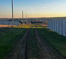 Предлагается к продаже участок 6 соток в Прилиманском. Рядом ...