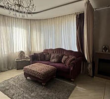 Продам квартиру 82 кв. м., 14/16, ул. Марш. Говорова/парк Победы.