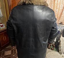 Продам кожаную зимнюю куртку б/у