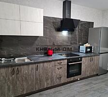 Продається роздільна 2-кімнатна квартира в ЖК "Family and Friends