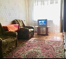 В продаже квартира, на первом этаже, по ул. Генерала Петрова. В доме .