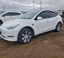 Tesla Model Y 21 год