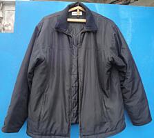 Продам б/у куртки, перчатки, пуховик Адидас, шарфы, рубашки, футболки.