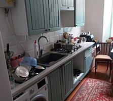 Продам малосемейную коммуну.