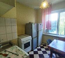 Предлагается просторная 3-комнатная квартира в Одессе