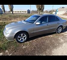 Mercedes-Benz E-Class 2003