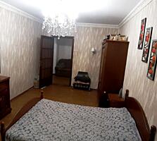 Продам 2-комнатную квартиру с отдельным входом и подвалом, ул. ...