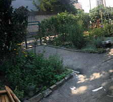 Квартира на земле в районе площади Толбухина.