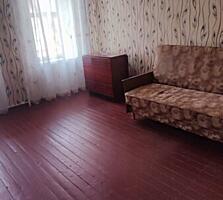 Продам 1-комнатную квартиру на Слободке