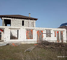 Продам 2-х этажный дом в Лесках