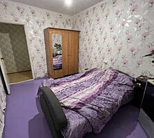 Продам трехкомнатную квартиру на проспекте Добровольского