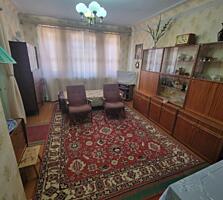 В продаже 3-ёх комнатная квартира, автономное отопление.