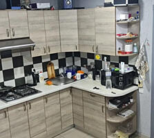 Продам дом с большим гаражом на Станции Усатово