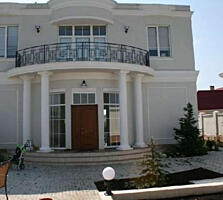 Дом с качественным ремонтом на 10 сотках в Царском селе-1