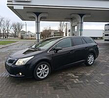 Тойота Авенсис