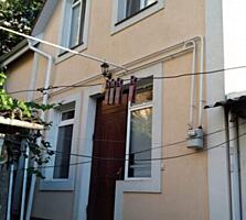 Продаётся двухэтажный дом в Кишинёве