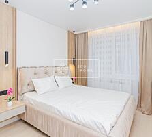 Spre vânzare apartament cu trei camere și living, într-un bloc nou, ..