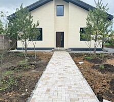 Продам двухэтажный дом + мансарда, Лески.