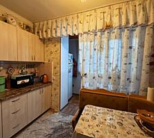 Продается 1-комнатная квартира на Кировском, "Ника" 3/5