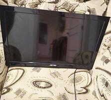 Продам телевизор на запчасти