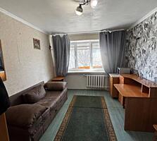 Продается комната на Черемушках. Соседи опрятные, дружеские, ...