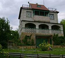 Продам капитальный дом на берегу Хаджибеевского лимана (с.Бурдовка, 