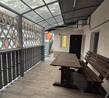 Centru, apartament la sol, cu 2 odăi