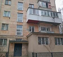 Квартира на зручному поверсі. Чудове розташування. Вигідна ціна. 48 м2