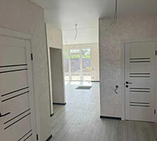 Тёплый дом с террасой и ремонтом — Усатово