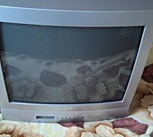 В хорошем состоянии без пульта.