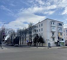 2 комнатная самый Центр Бендер.