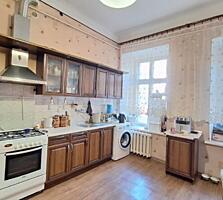 5 ти комн. квартира в историческом центре Лютеранский переулок / Кирха