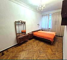 Преображенская: 2к квартира в шикарной сталинке возле сквера в центре!