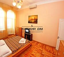 1 кімнатної квартири, м. Університет біля Ботанічного саду. По вул. ..