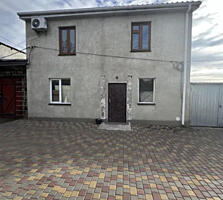 Продам 2-х этажный дом в Лузановке