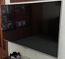 Продам 3D телевизор все комплектующие есть.