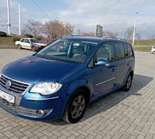 Продам Volkswagen Touran 2006