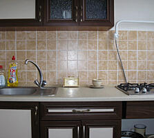 Продаю двухкомнатную квартиру, бульвар Негруцци 4, центр. Середина