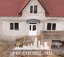 Vă propunem spre vânzare această casă în Codru, str. Sitarului, cu ...