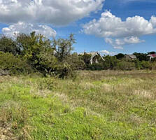 Предлагается к продаже земельный участок общей площадью 15 соток под .