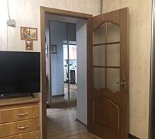 Продам 2-комнатную квартиру рядом с парком Шевченко.