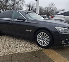 Продам BMW 730