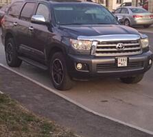 Тойота Секвоя