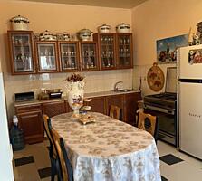 Продается 2-этажный дом рядом с улицей Дмитрия Донского