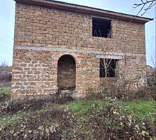 Предлагается к продаже земельный участок площадью 6 соток с жилым ...