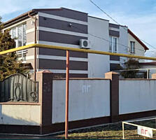 Продам 2-х этажный дом возле моря в Лесках