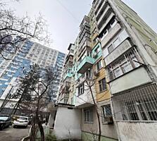 O cameră, Râșcani.