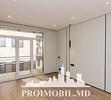 Vă propunem spre vânzare acest townhouse în 2 nivele, amplasat în ...