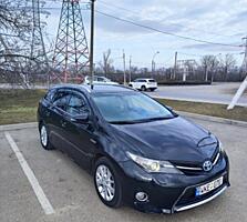 Toyota Auris 2013